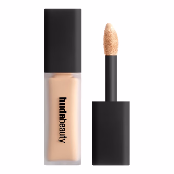 HUDA BEAUTY FauxFilter Luminous Matte Liquid Concealer - Anticernes liquide 3,5 sugar biscuit